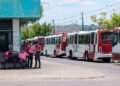 Rodoviários paralisam ônibus em Manaus por atraso de vale