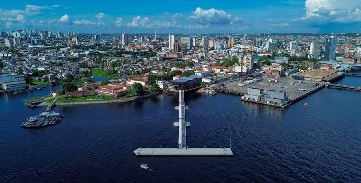 Manaus dita estratégia na disputa pelo Governo do AM