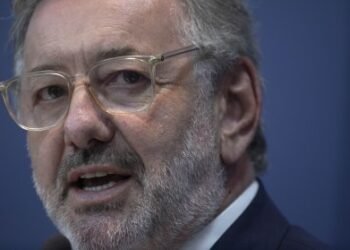 Brasil e EUA esperam reunião presencial sobre tarifaço em encontro do G20