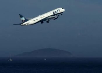 Instabilidade em GPS afeta voos da Azul com aeronaves da Embraer