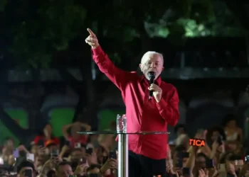 Lula endurece discurso contra bets e promete novas medidas para conter endividamento