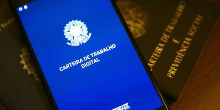 Desemprego permanece em 5,3% e renda do trabalhador cresce no Brasil