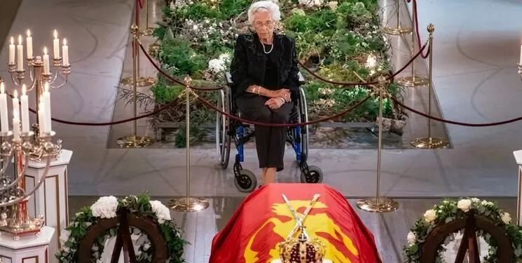 Princesa Astrid da Noruega morre aos 94 anos, dois dias após funeral do irmão