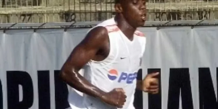 Ex-jogador, Régis Pitbull vive em situação de rua e enfrenta vício em crack