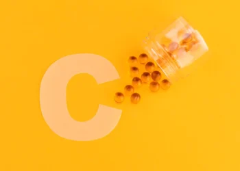 Vitamina C pode ajudar pessoas com alterações pré-cancerígenas no sangue