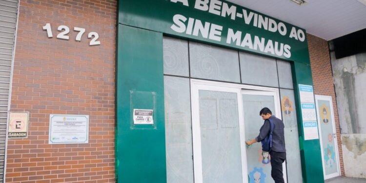 EMPREGO: Sine Manaus oferta 608 vagas nesta terça-feira