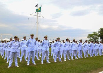 Marinha abre inscrições para vagas de nível Superior no AM; confira as áreas