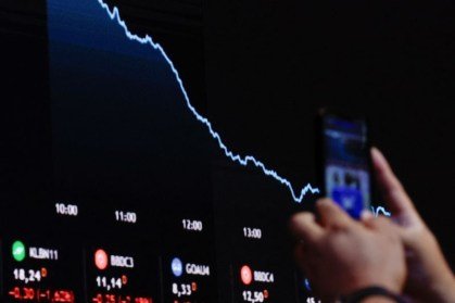 Fim de bets pode impactar ações de varejo, mas juros e risco jurídico pesam