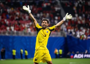 Destaque da Copa, Vozinha é indicado ao prêmio de melhor goleiro do mundo