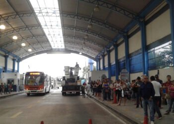 Passe livre nas eleições: veja os horários dos ônibus gratuitos em Manaus neste domingo