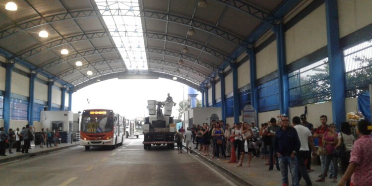 Passe livre nas eleições: veja os horários dos ônibus gratuitos em Manaus neste domingo
