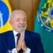 Lula prevê vitória no 1º turno, detona Flávio e cobra explicações de Moraes no Flow