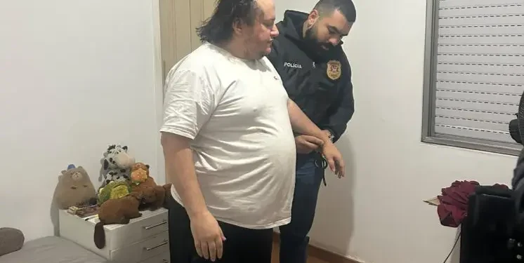 Morte macabra em motel: descoberta milionária coloca marido da vítima na mira da polícia