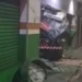 Cavalinho mecânico perde o controle, derruba placa de segurança e invade loja no Centro de Manaus