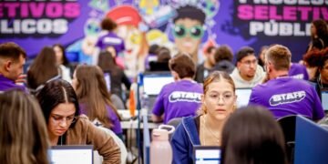 Feira de estudantes oferece 25 mil vagas de estágio e jovem aprendiz