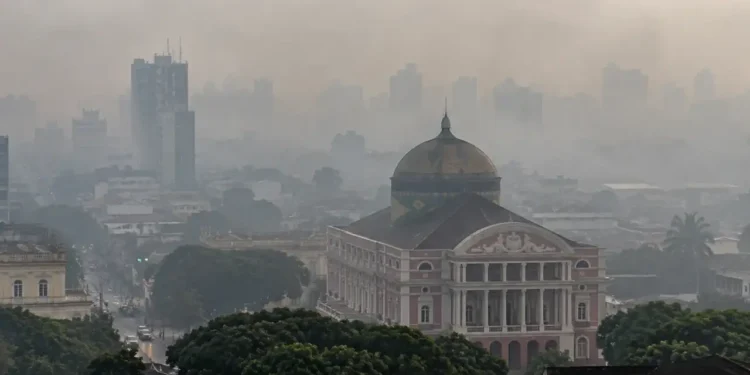 Manaus registra níveis péssimos de qualidade do ar na manhã desta sexta-feira