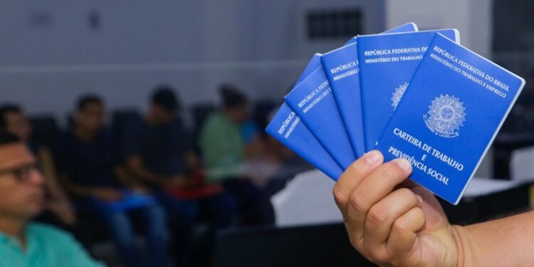 Sine Manaus oferta 646 vagas de emprego nesta quarta-feira