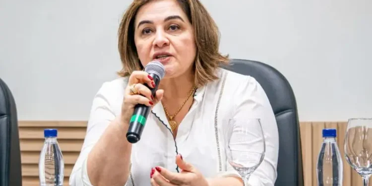 Polícia faz buscas por Maria do Carmo e integrantes de sua equipe de campanha no Amazonas