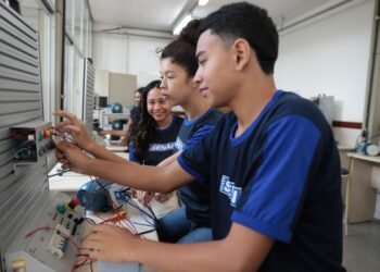 IEL abre 64 oportunidades em Manaus com bolsas de estágio de até R$ 1,8 mil