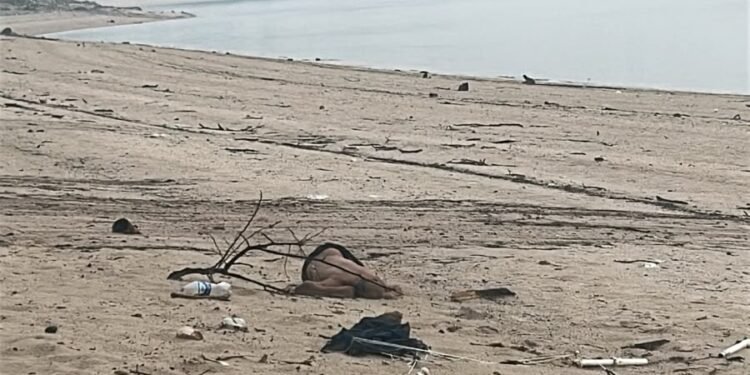 Corpo de homem é encontrado na praia da Ponta Negra