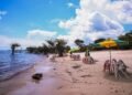 Turismo no Amazonas cai 15% em agosto; guias relatam impacto da fumaça nos passeios