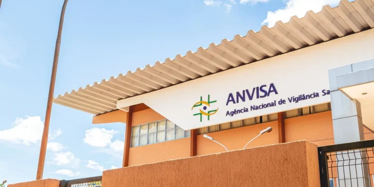 Anvisa proíbe lotes de botox e medicamento contra câncer falsificados