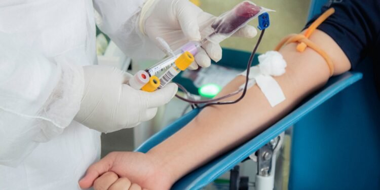 Estoques de sangue exigem atenção em Manaus, e Hemoam convoca novos doadores