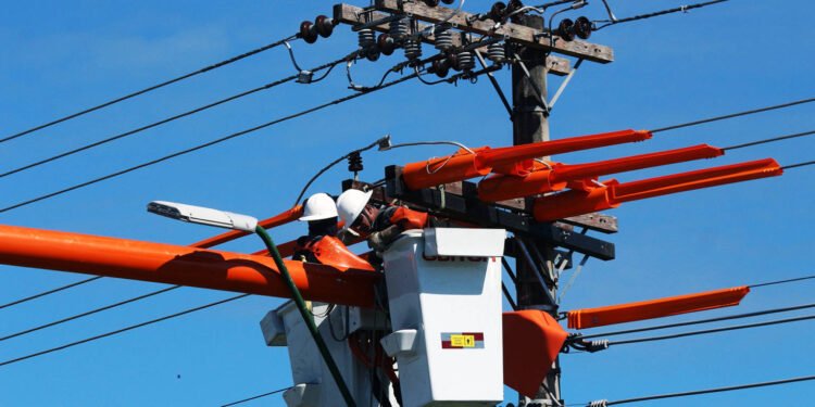 Manaus terá 11 pontos com desligamento de energia nesta terça; veja os locais