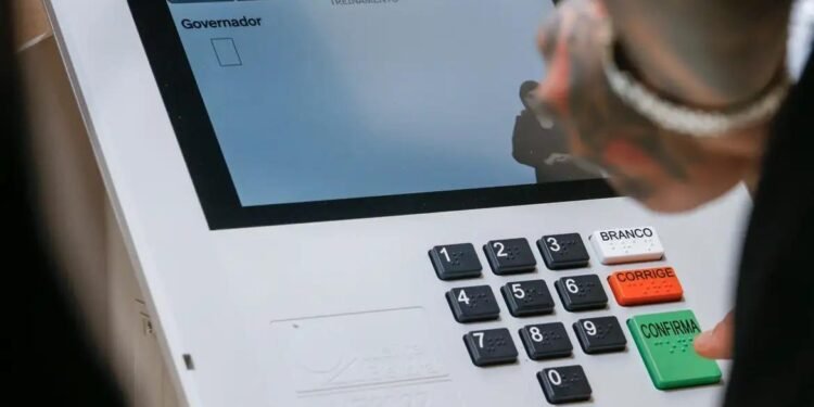 Eleições no Amazonas terão horários diferentes em 11 municípios; veja onde votar mais cedo