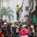 Bombeiros controlam incêndio em restaurante no Centro de Manaus e atuam para apagar chamas