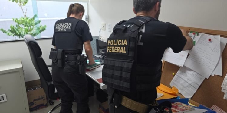 PF mira esquema de apoio ao garimpo ilegal na Amazônia e bloqueia mais de R$ 35 milhões